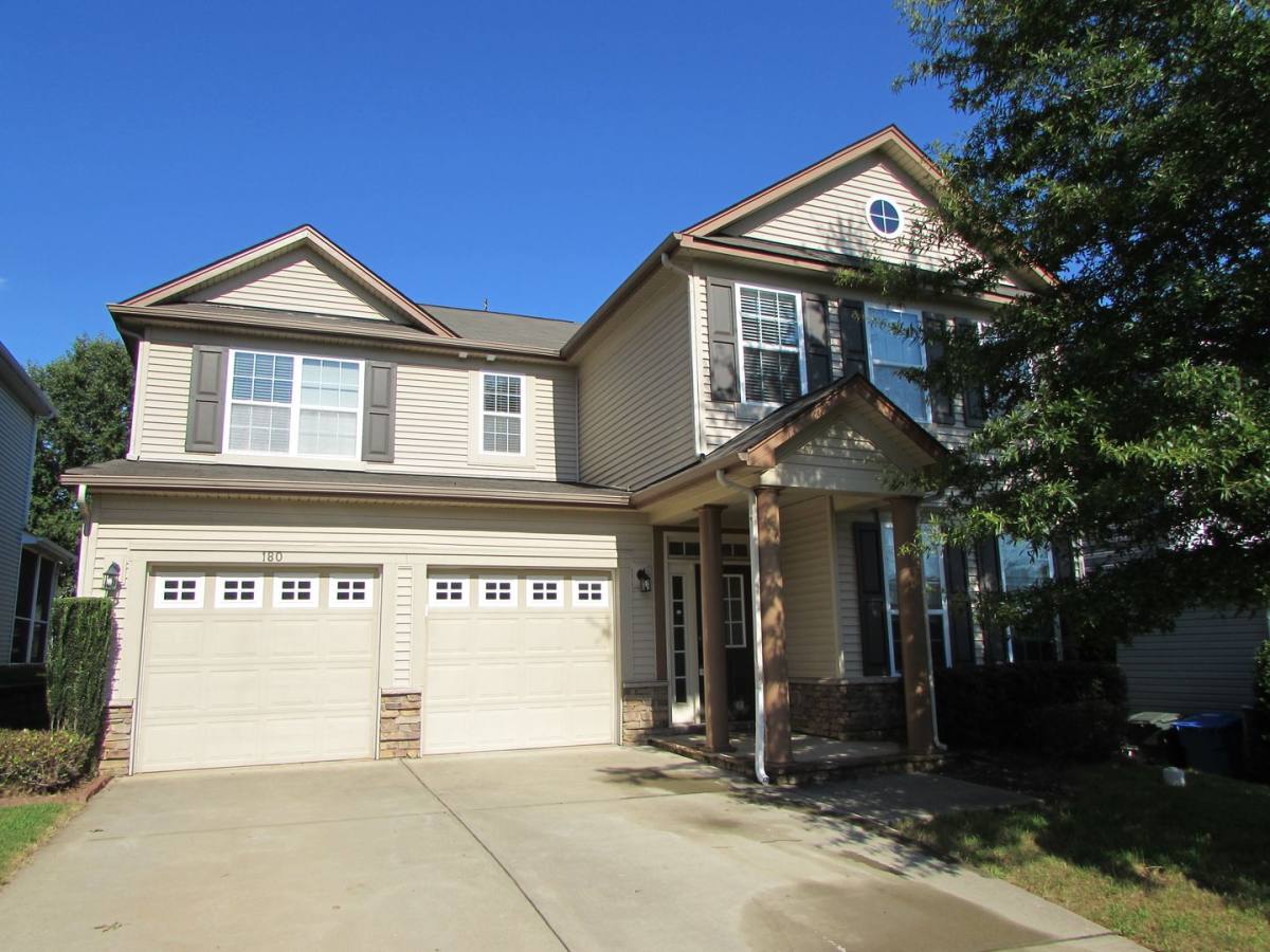 House for rent at 180 Silverspring Place, Mooresville, NC 28117