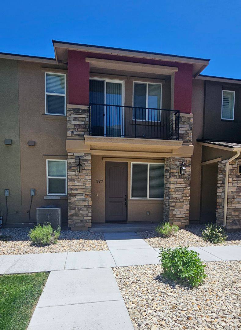 Townhouse for rent at 977 Villa St, Carson City, NV 89701