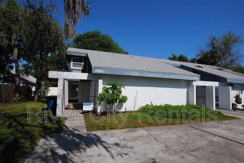 Townhouse for rent at 2877 Wonderwood Lane, Atlantic Beach, FL 32233