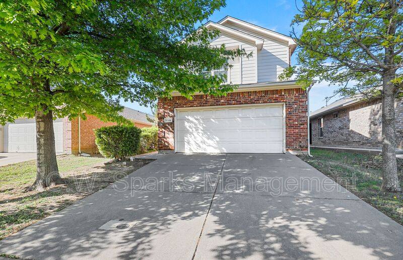 House for rent at 2728 Mountain Lion Dr, Keller, TX 76244