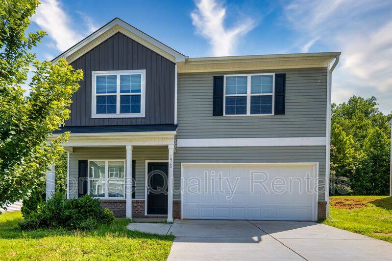 House for rent at 1925 Glenburn Dr, Winston Salem, NC 27127