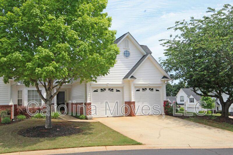Townhouse for rent at 500 Cliffview Court, Greer, SC 29650