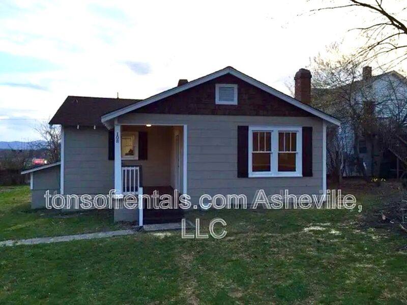 House for rent at 108 N Blue Ridge Ave, Hendersonville, NC 28792