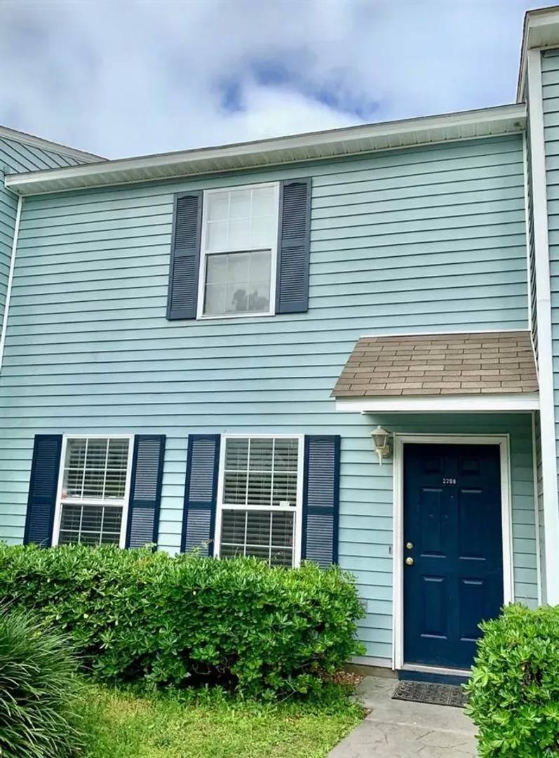 Townhouse for rent at 2208 Timberwood Circle S, Tallahassee, FL 32304