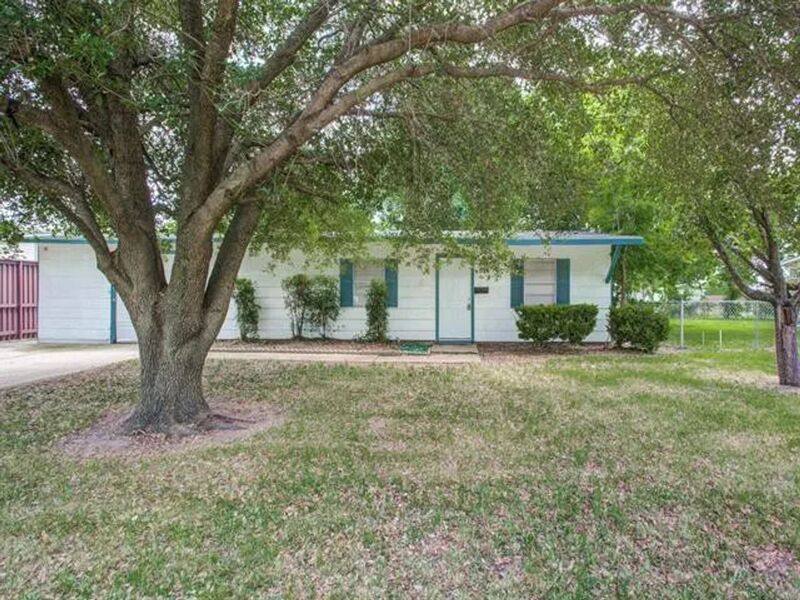 House for rent at 514 Paza Dr, Mesquite, TX 75149