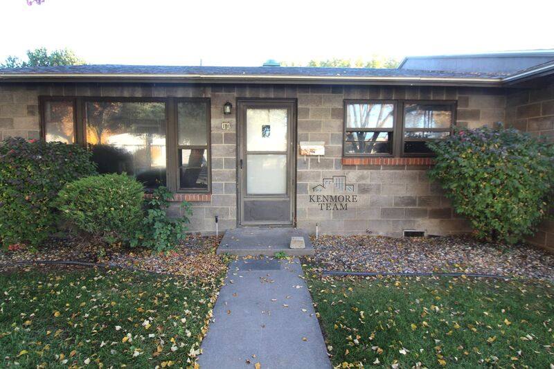 Apartment for rent at 8 N Palouse St, Kennewick, WA 99336