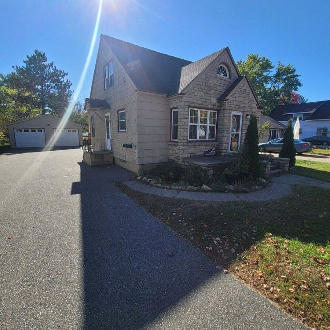 Apartment for rent at 129 Williams St, Schofield, WI 54476