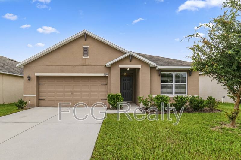 House for rent at 519 Squires Grove Dr, Winter Haven, FL 33880
