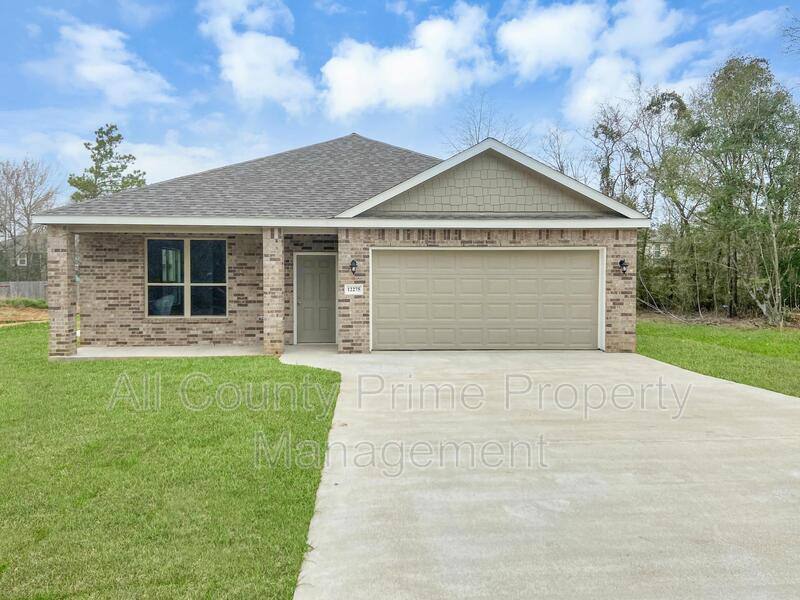 House for rent at 12275 Lake Conroe Hills, Willis, TX 77318