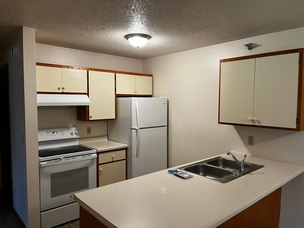 Apartment for rent at 1002 7th St SE, Saint Cloud, MN 56304