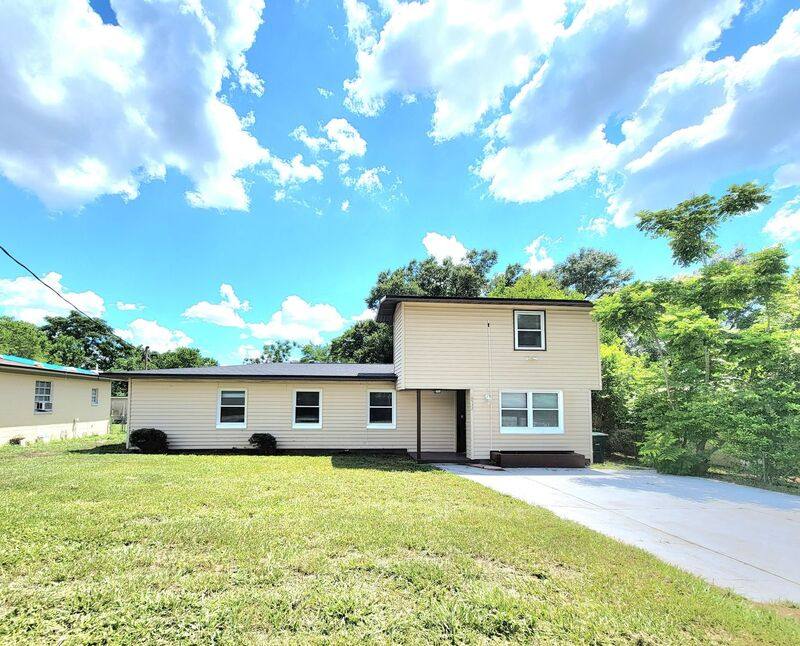 House for rent at 10532 Dobell Rd, Jacksonville, FL 32246