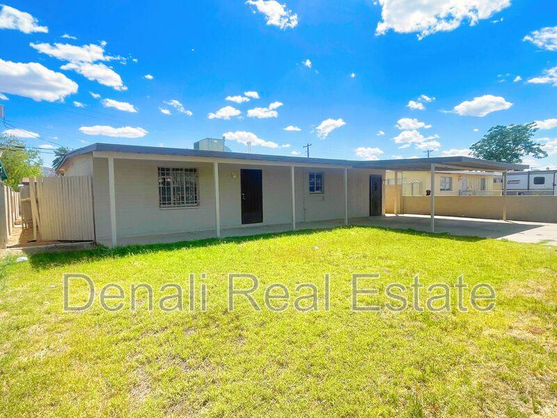 House for rent at 2321 E Lynne Lane, Phoenix, AZ 85042