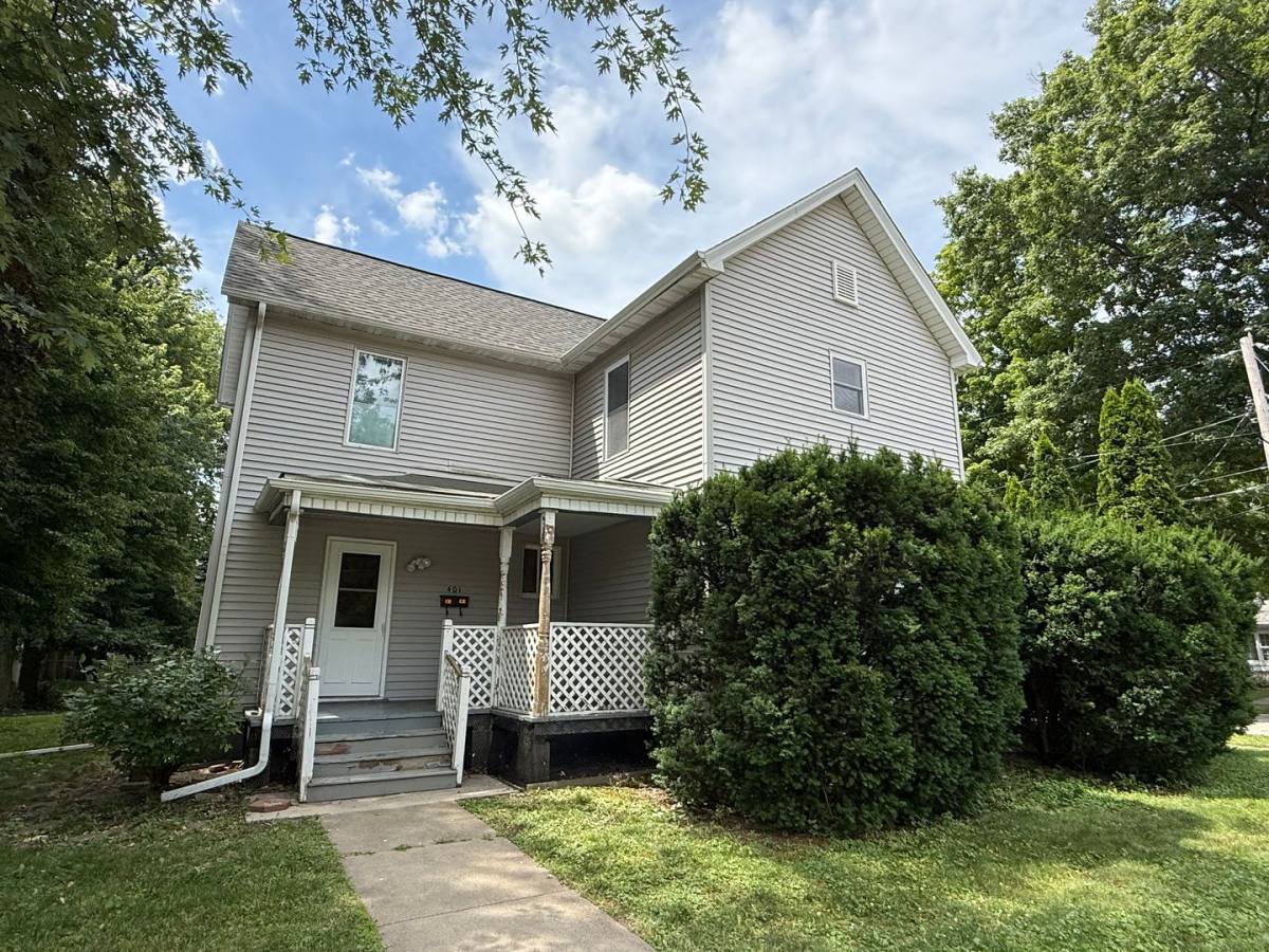 House for rent at 401 E Locust, Normal, IL 61761
