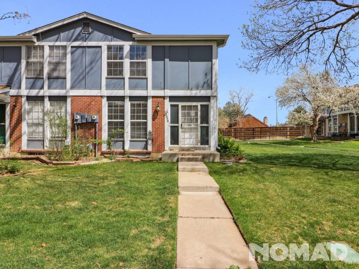 Townhouse for rent at 12098 E 3rd Ave, Aurora, CO 80011