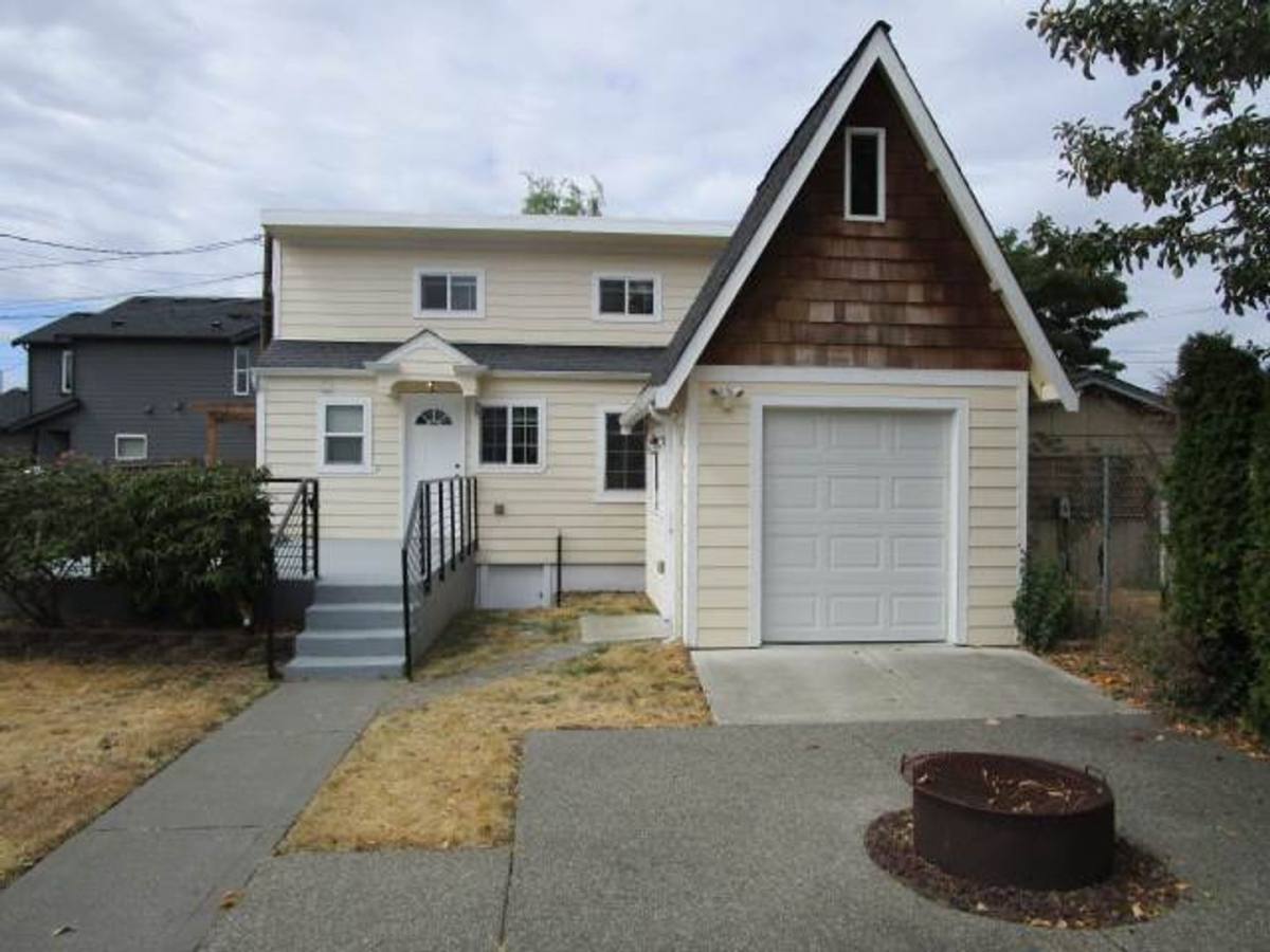 House for rent at 1416 S L St, Tacoma, WA 98405