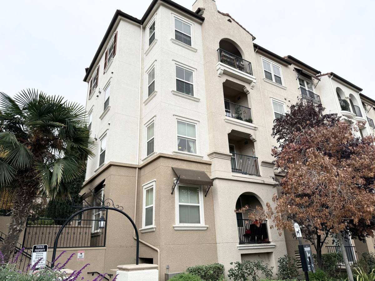 Condo for rent at 3420 Finnian Way, Dublin, CA 94568