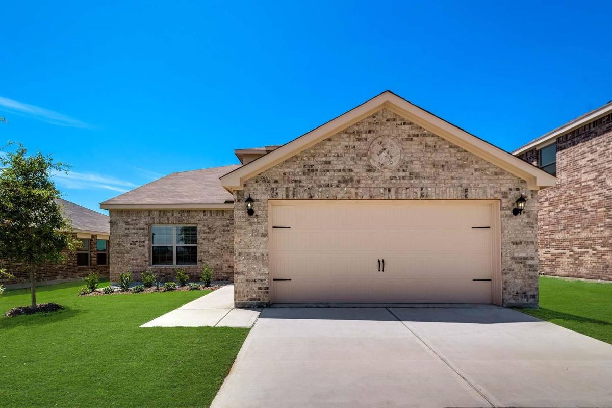 House for rent at 3076 Chillingham Dr, Forney, TX 75126