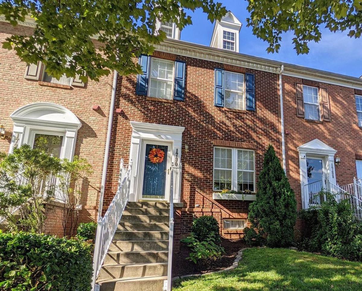 Townhouse for rent at 1790 Wheyfield Dr, Frederick, MD 21701