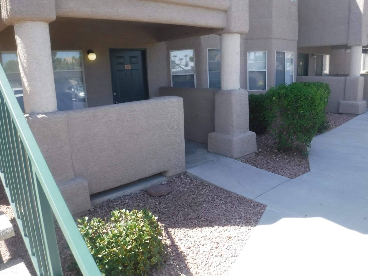 Apartment for rent at 6553 McRae Ave, Las Vegas, NV 89108