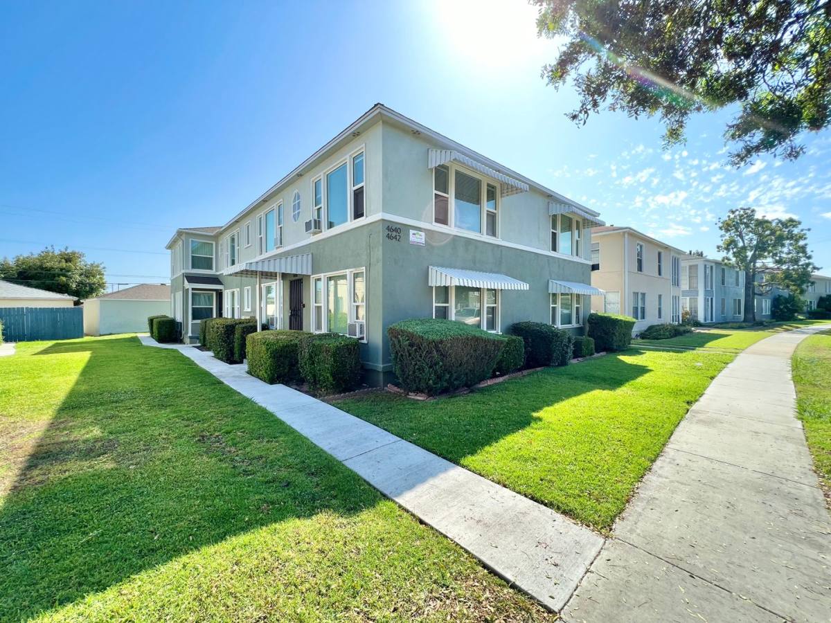 Apartment for rent at 4640 N Banner Dr, Long Beach, CA 90807