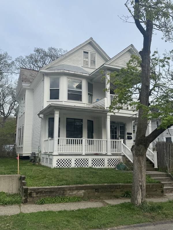 Apartment for rent at 190 7th Ave #1, Troy, NY 12180