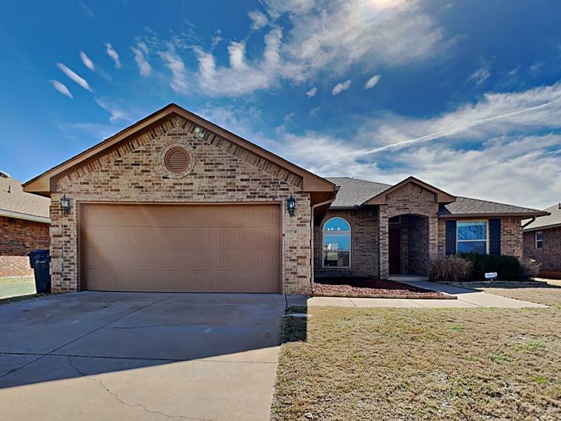 House for rent at 3044 NW 181st St, Edmond, OK 73012