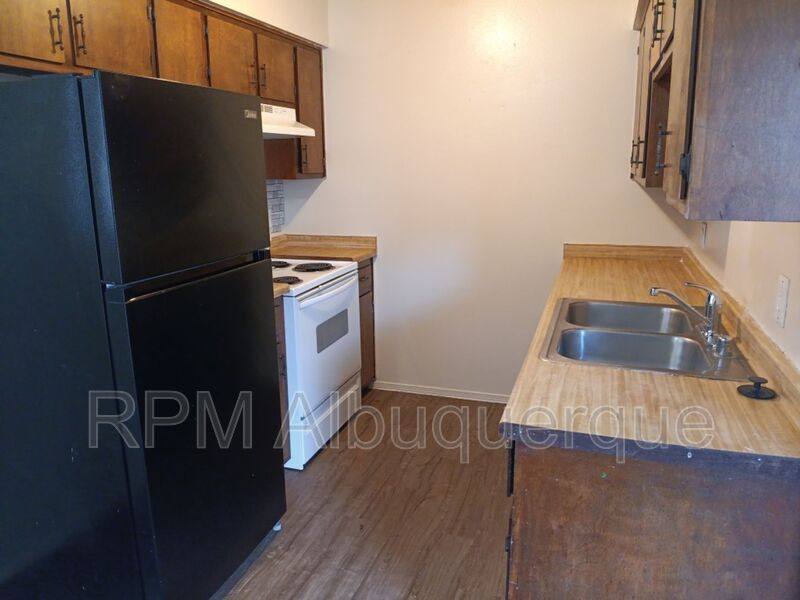 Apartment for rent at 304 Dunes Place SE #1, Albuquerque, NM 87123