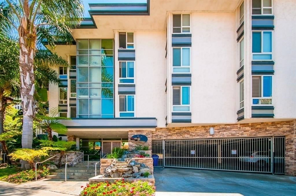 Apartment for rent at 935 Genter St, La Jolla, CA 92037