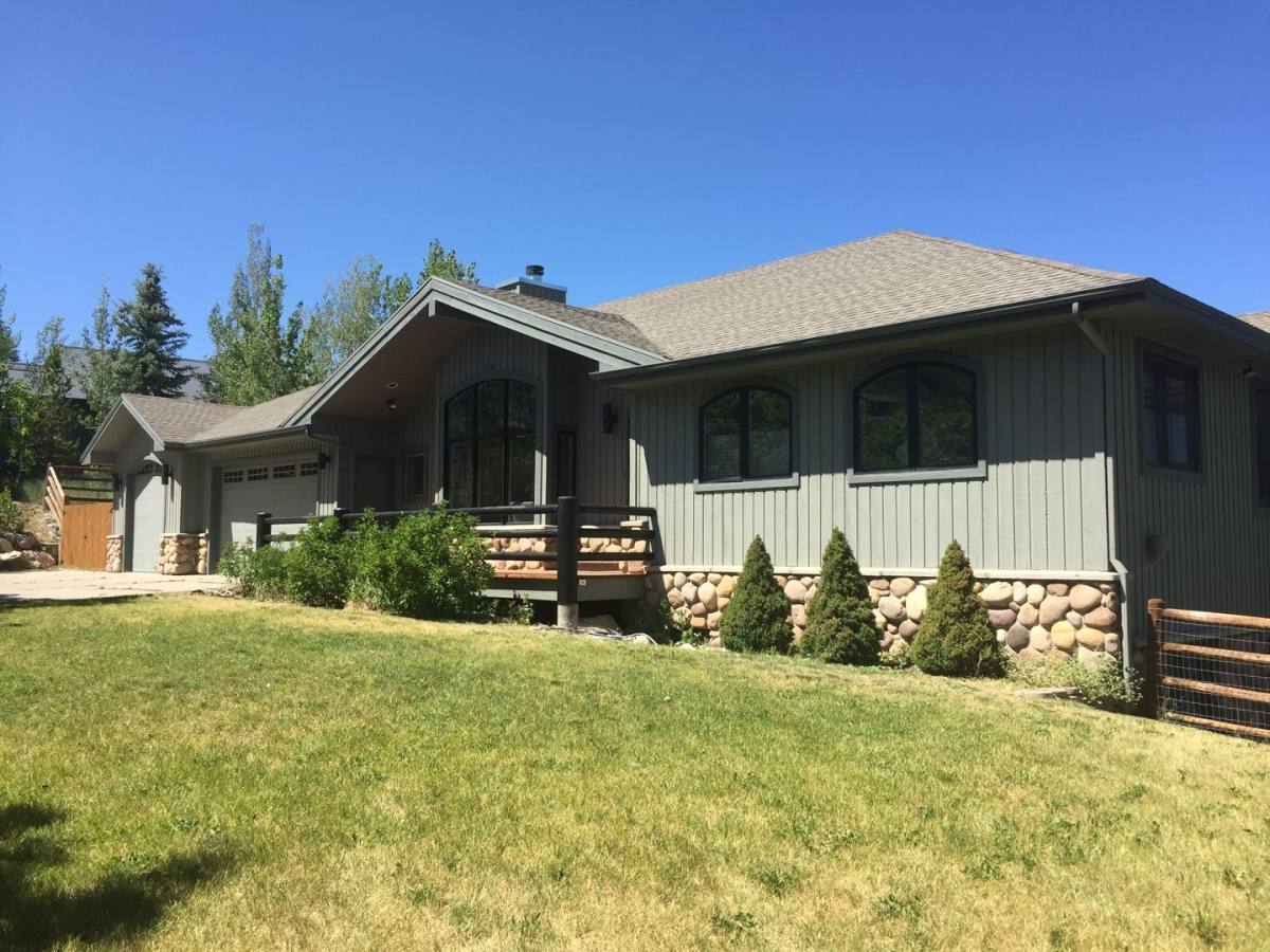 House for rent at 7784 Stagecoach Dr, Park City, UT 84098