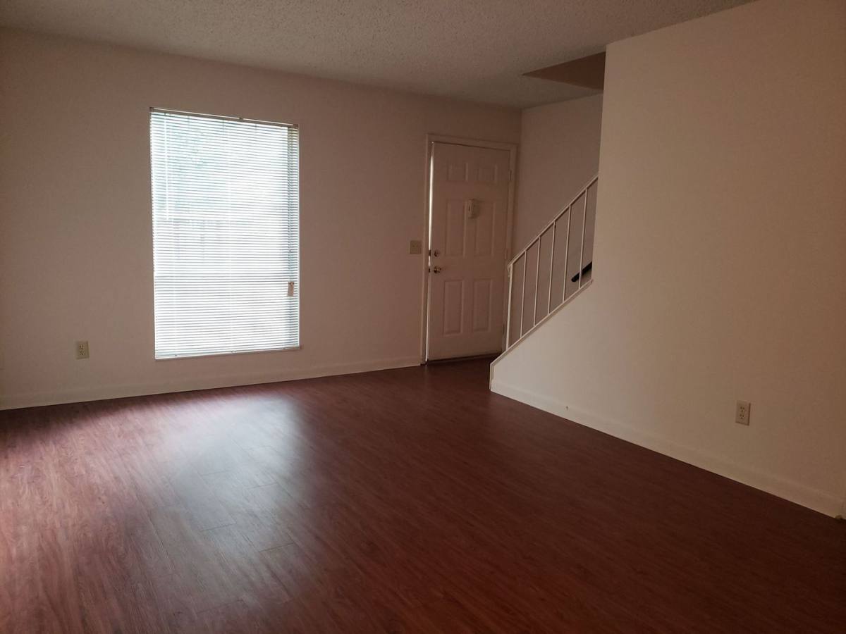 Townhouse for rent at 291 Yelton Court, Nashville, TN 37211