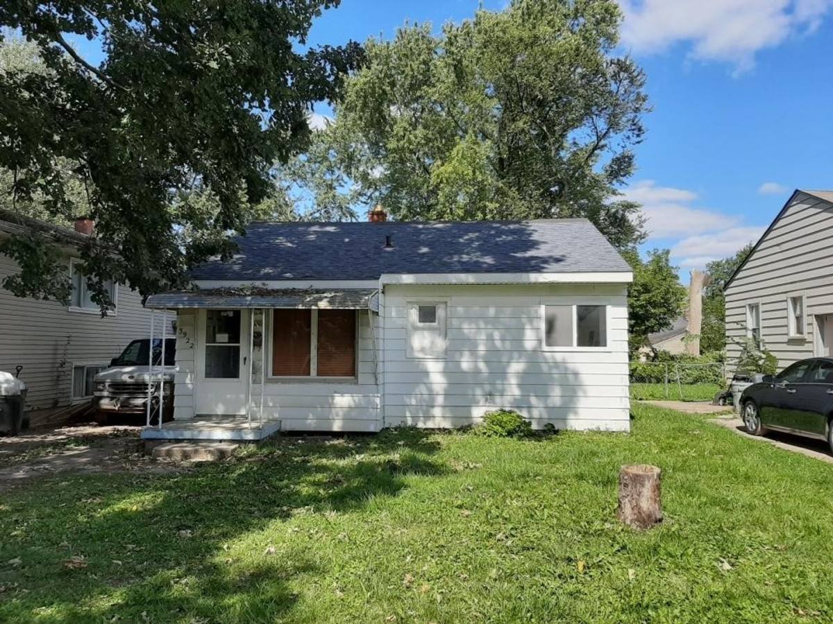 House for rent at 3922 Herrick St, Flint, MI 48532