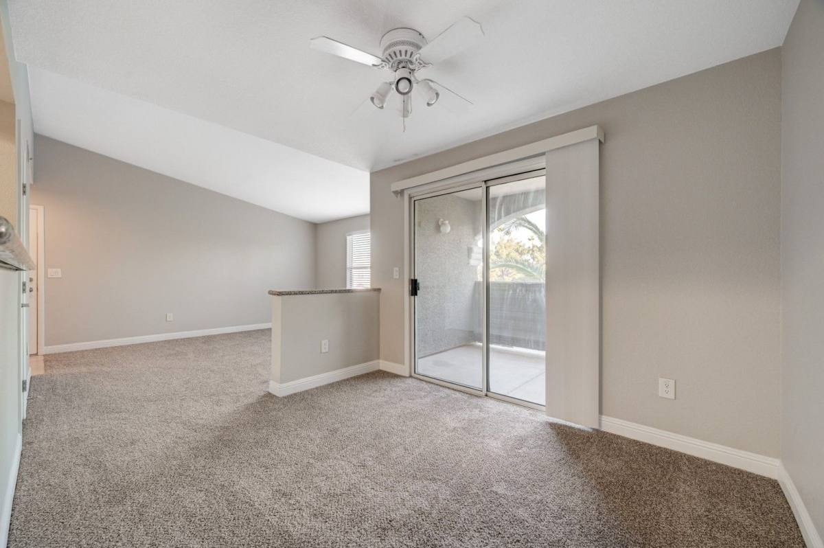 Condo for rent at 5055 W Hacienda Ave, Las Vegas, NV 89118