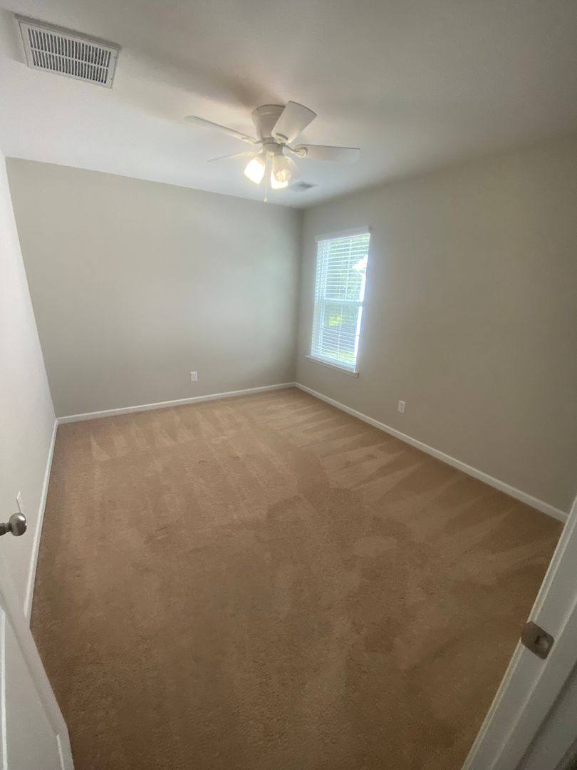 House for rent at 901 Garden Hills Loop, Richmond Hill, GA 31324