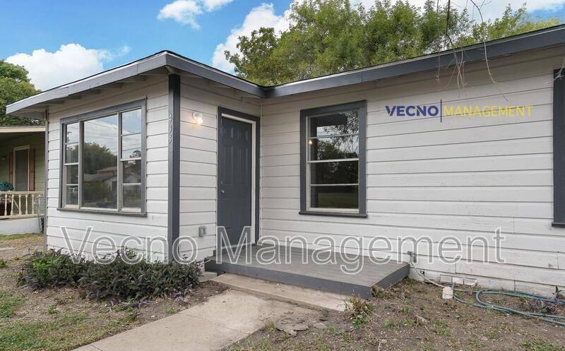 House for rent at 435 W Bedford Ave #1, San Antonio, TX 78226