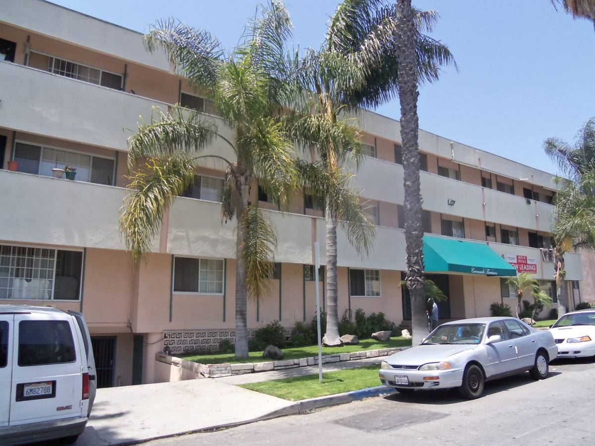 Apartment for rent at 1735 Coronado Ave, Long Beach, CA 90804