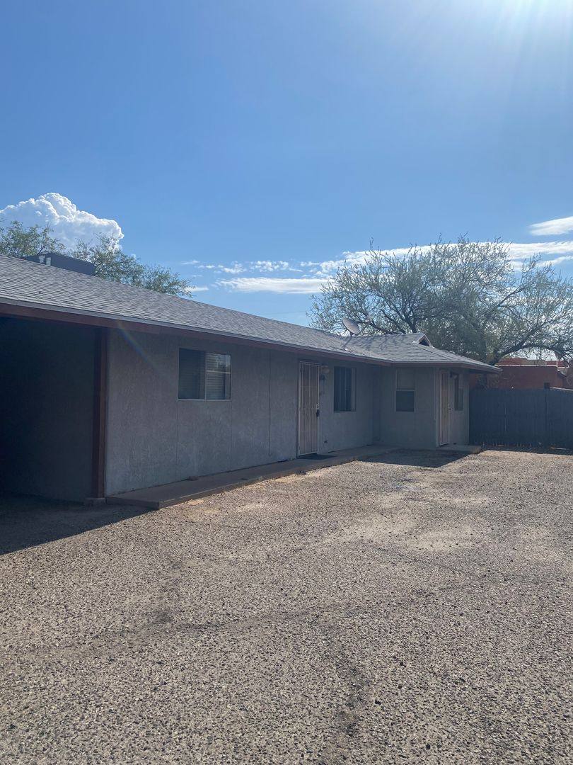 Apartment for rent at 2882-2886 N Sparkman Blvd, Tucson, AZ 85716