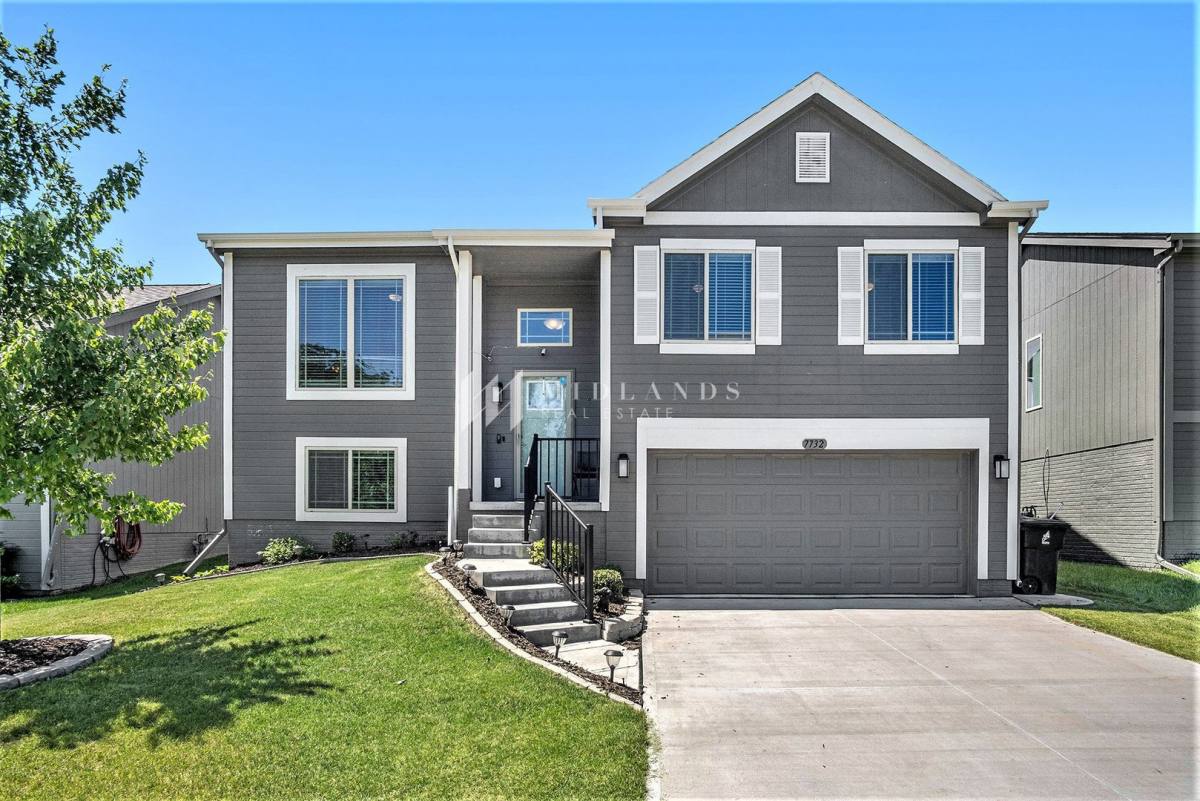 House for rent at 7732 N 87th St, Omaha, NE 68122