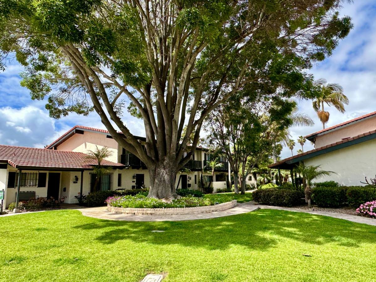 Condo for rent at 3266 Loma Riviera, San Diego, CA 92110