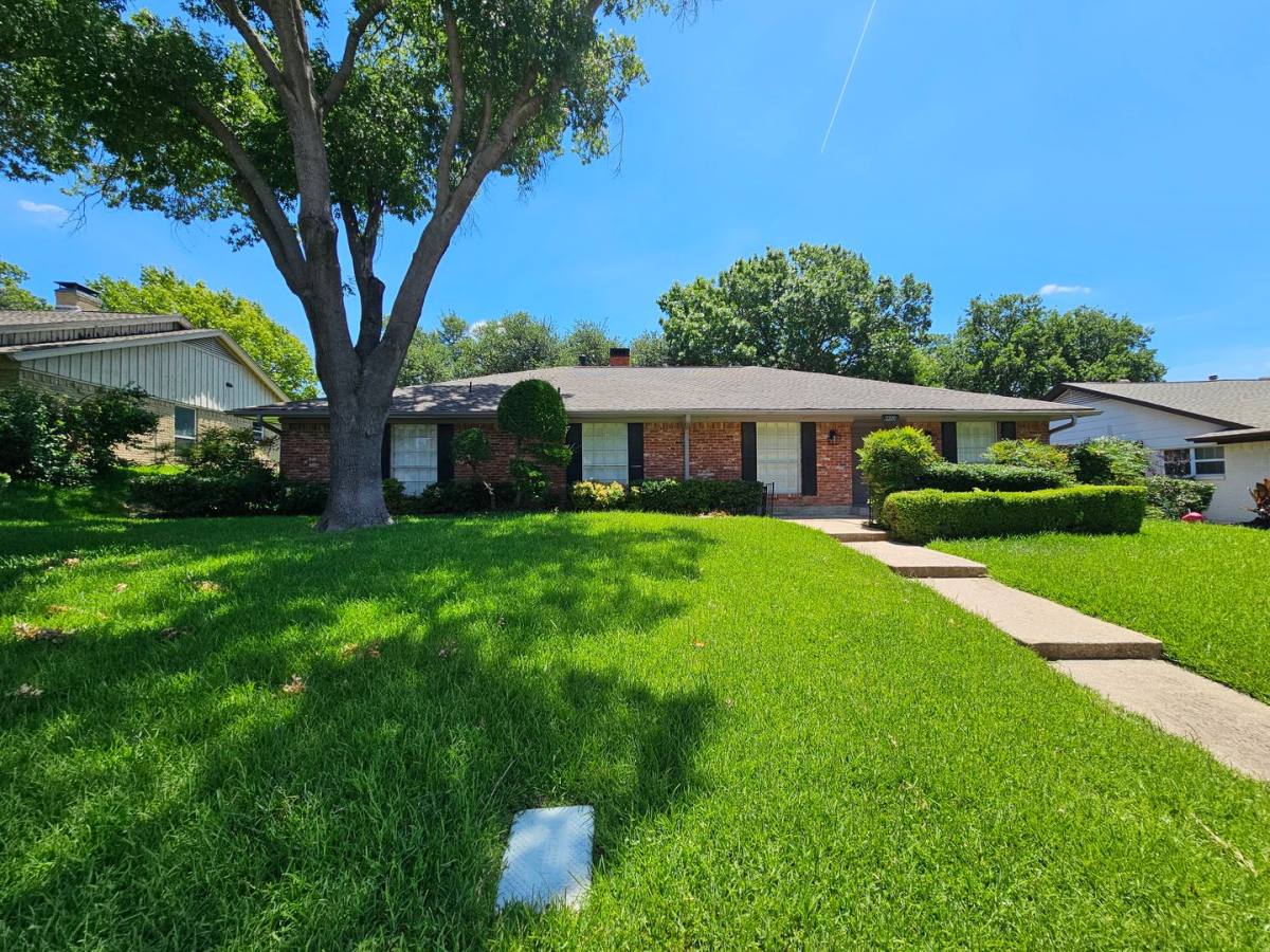 House for rent at 2220 Eastwood Dr, Richardson, TX 75080