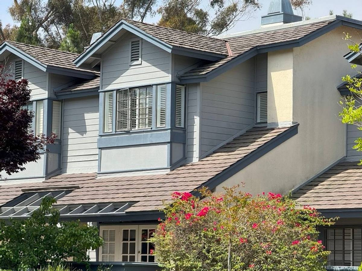 Townhouse for rent at 3117 Morning Way, La Jolla, CA 92037