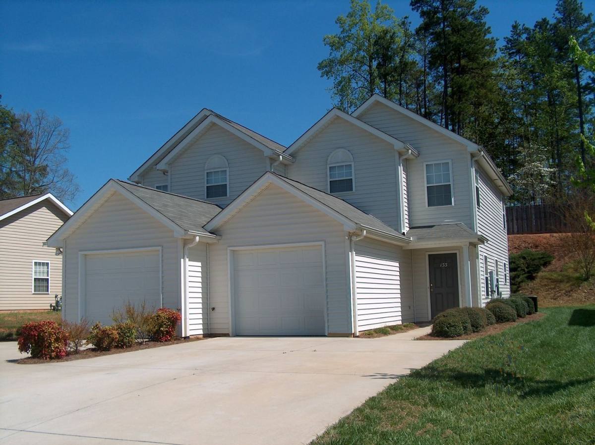 House for rent at 131 Springwood Lane, Mooresville, NC 28117