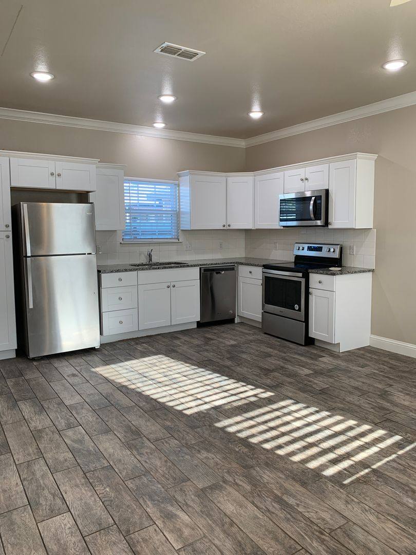 House for rent at 2408 E 14th #1, Clovis, NM 88101