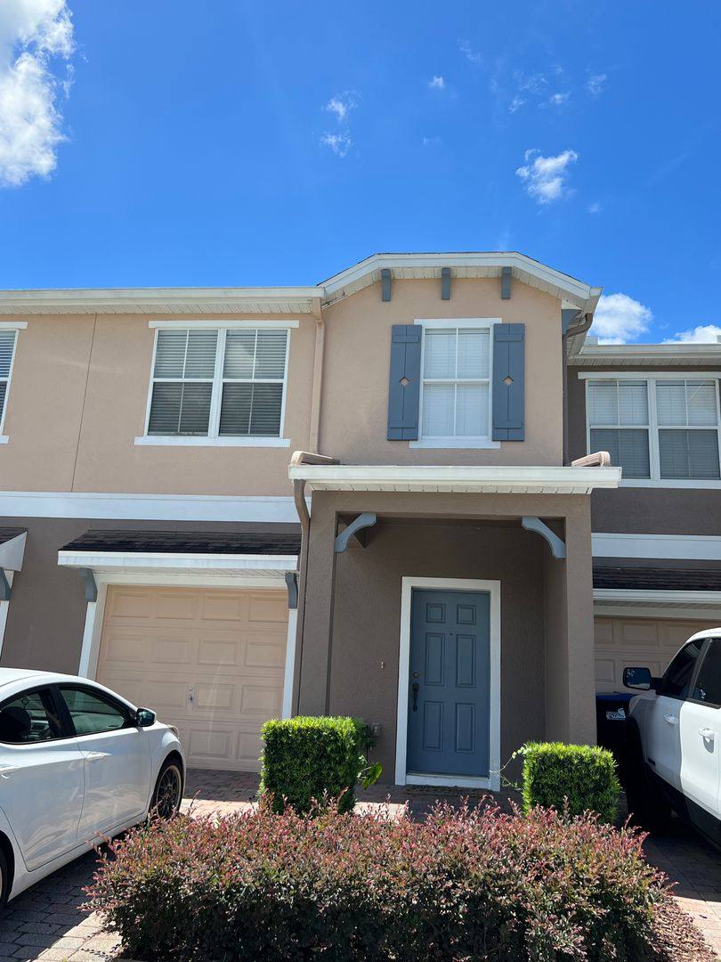 Townhouse for rent at 16416 Cedar Crest Dr #127, Orlando, FL 32828
