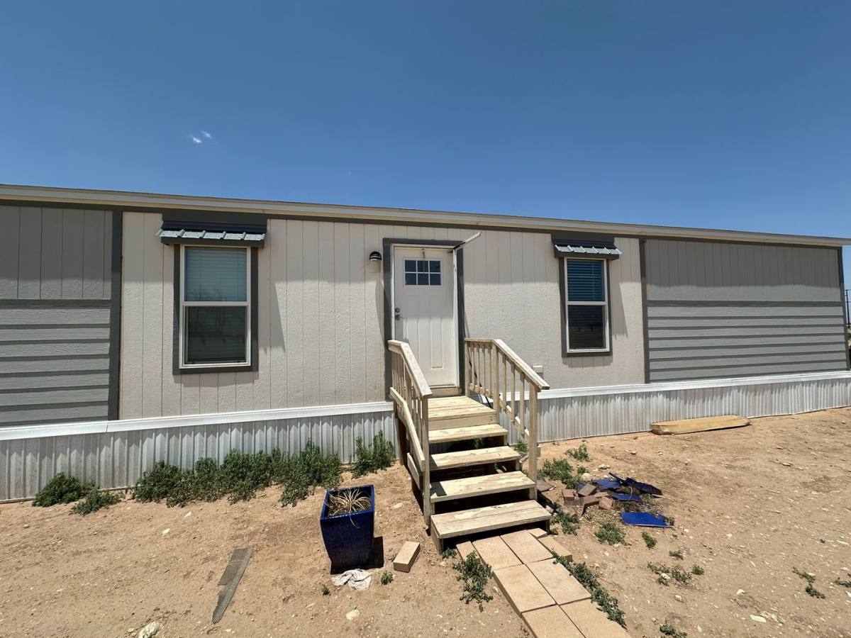 House for rent at 225-2 W Derrick Rd, Carlsbad, NM 88220