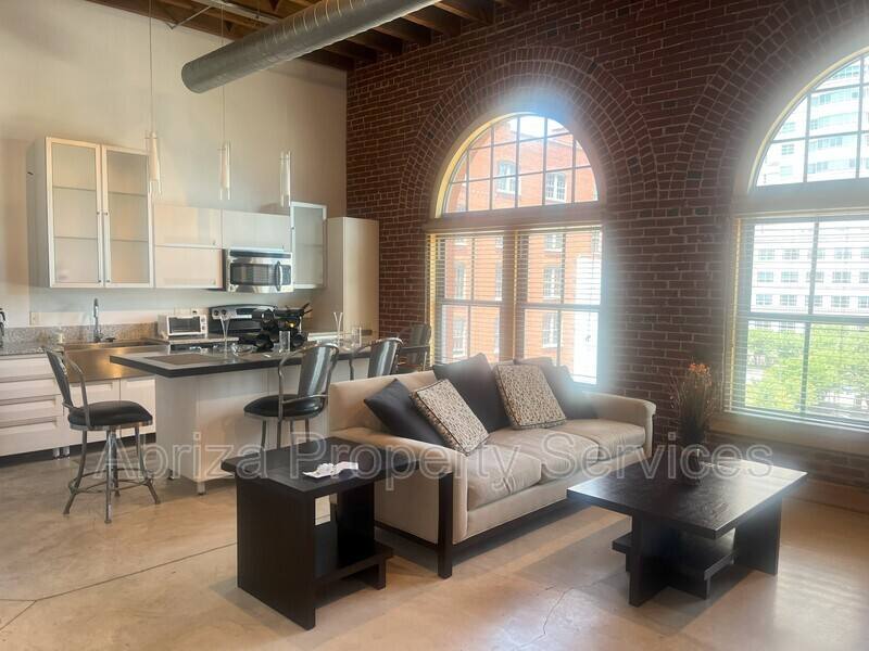 Apartment for rent at 1004 Spruce #514, Saint Louis, MO 63102
