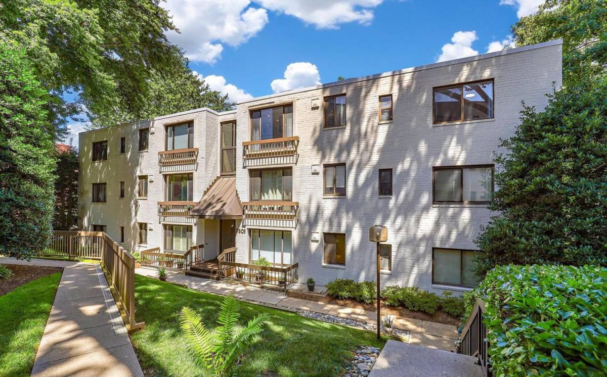 Apartment for rent at 2605 39th St NW Georgetown N Condominium, Washington, DC 20007