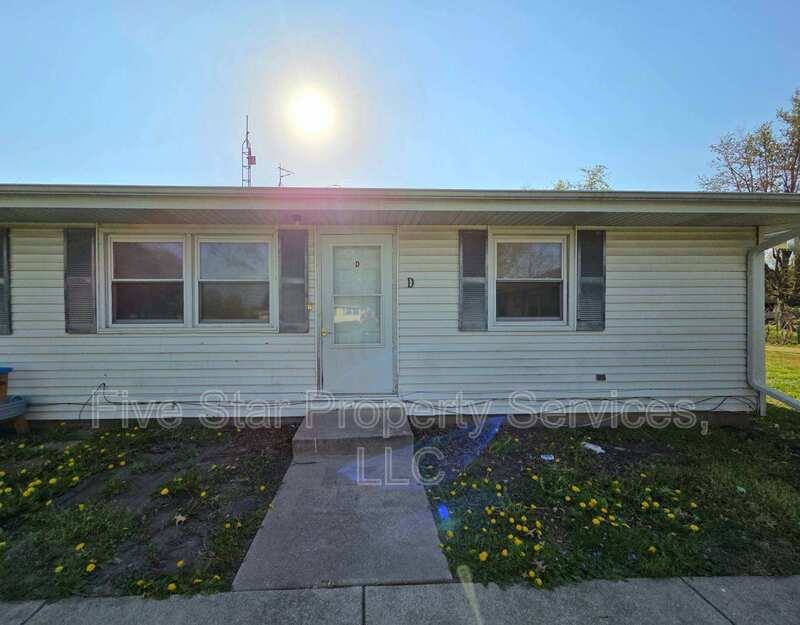 Apartment for rent at 404 E Madison St #D, Auburn, IL 62615