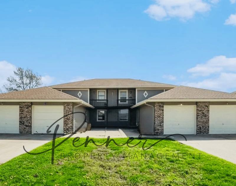 Apartment for rent at 517 Sky Vue Dr #A, Raymore, MO 64083