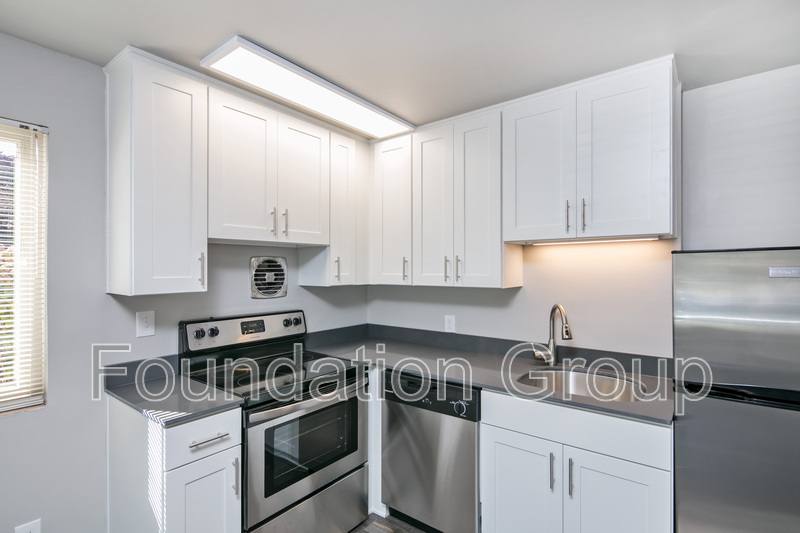 Apartment for rent at 4259 Gilman Ave W #3, Seattle, WA 98199