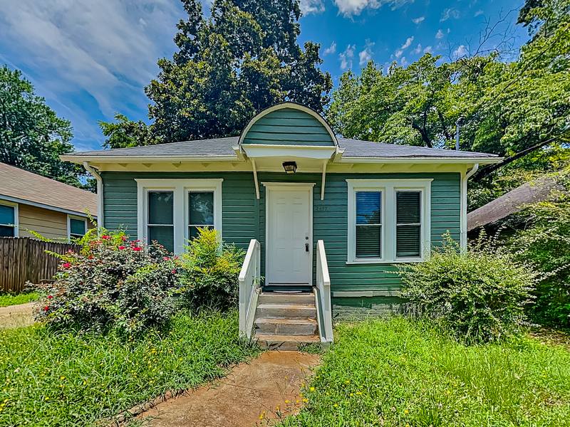 House for rent at 2497 Lakewood Ave SW, Atlanta, GA 30315